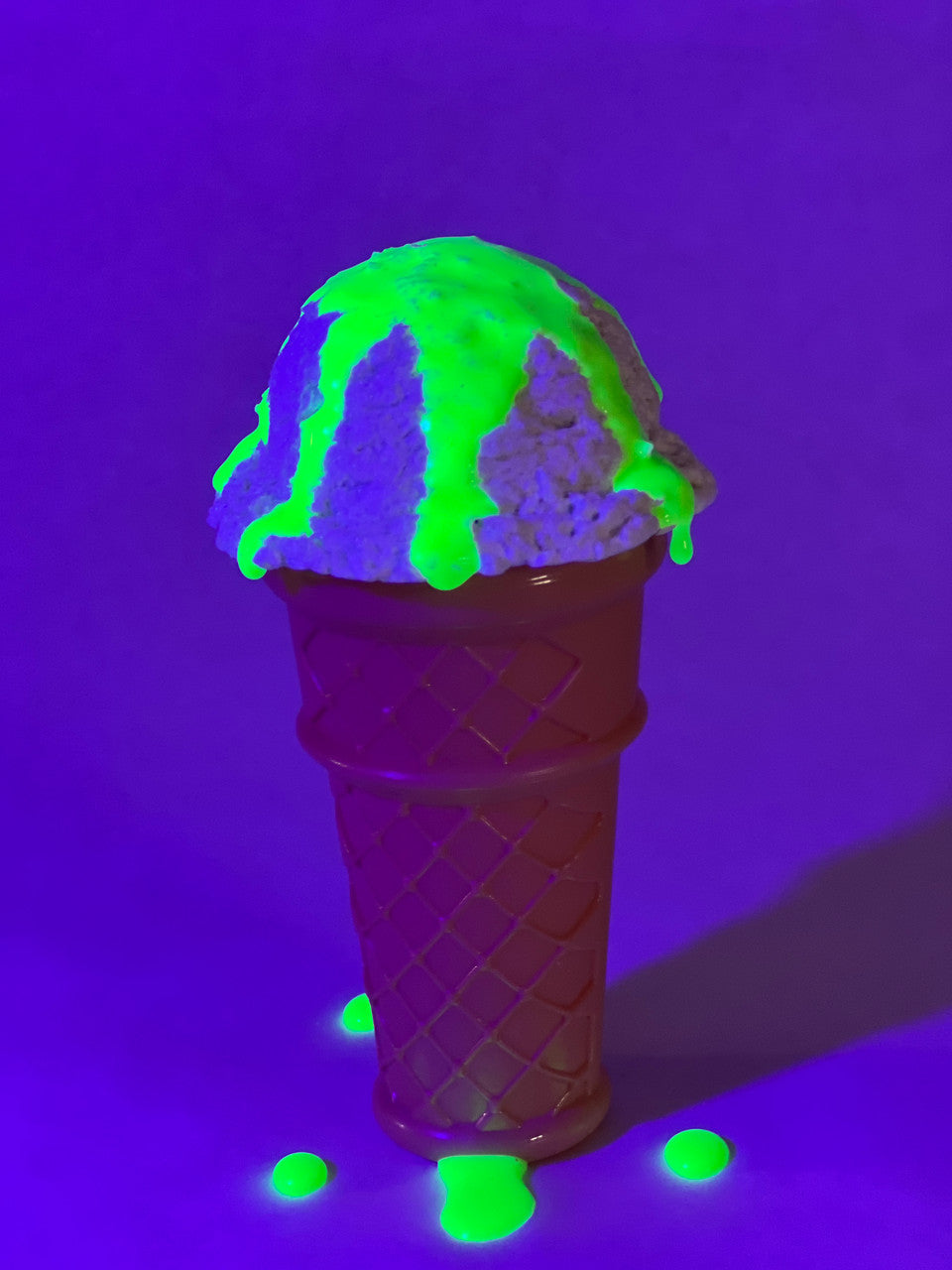 1 gallon Perma-Glow UV Green